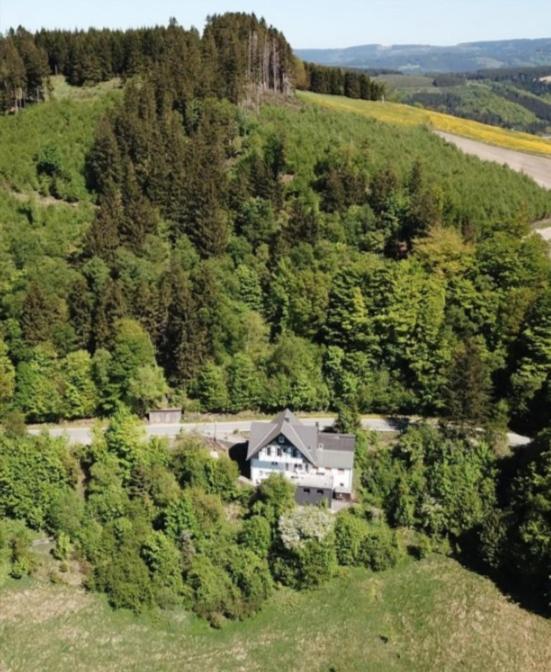 Ferienwohnungen Eismecke Bestwig Exterior photo